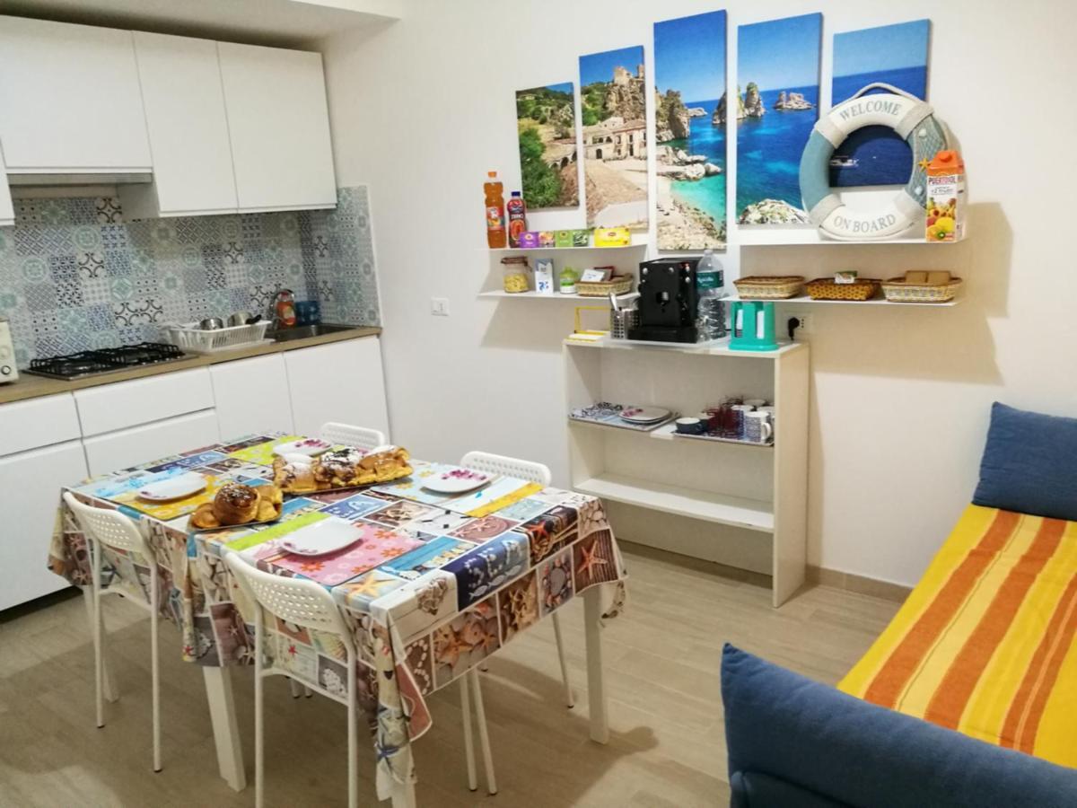 B&B Laura E Chiara Trapani Extérieur photo