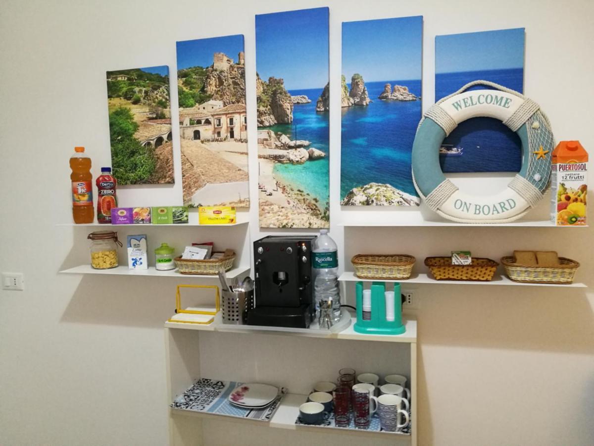 B&B Laura E Chiara Trapani Extérieur photo